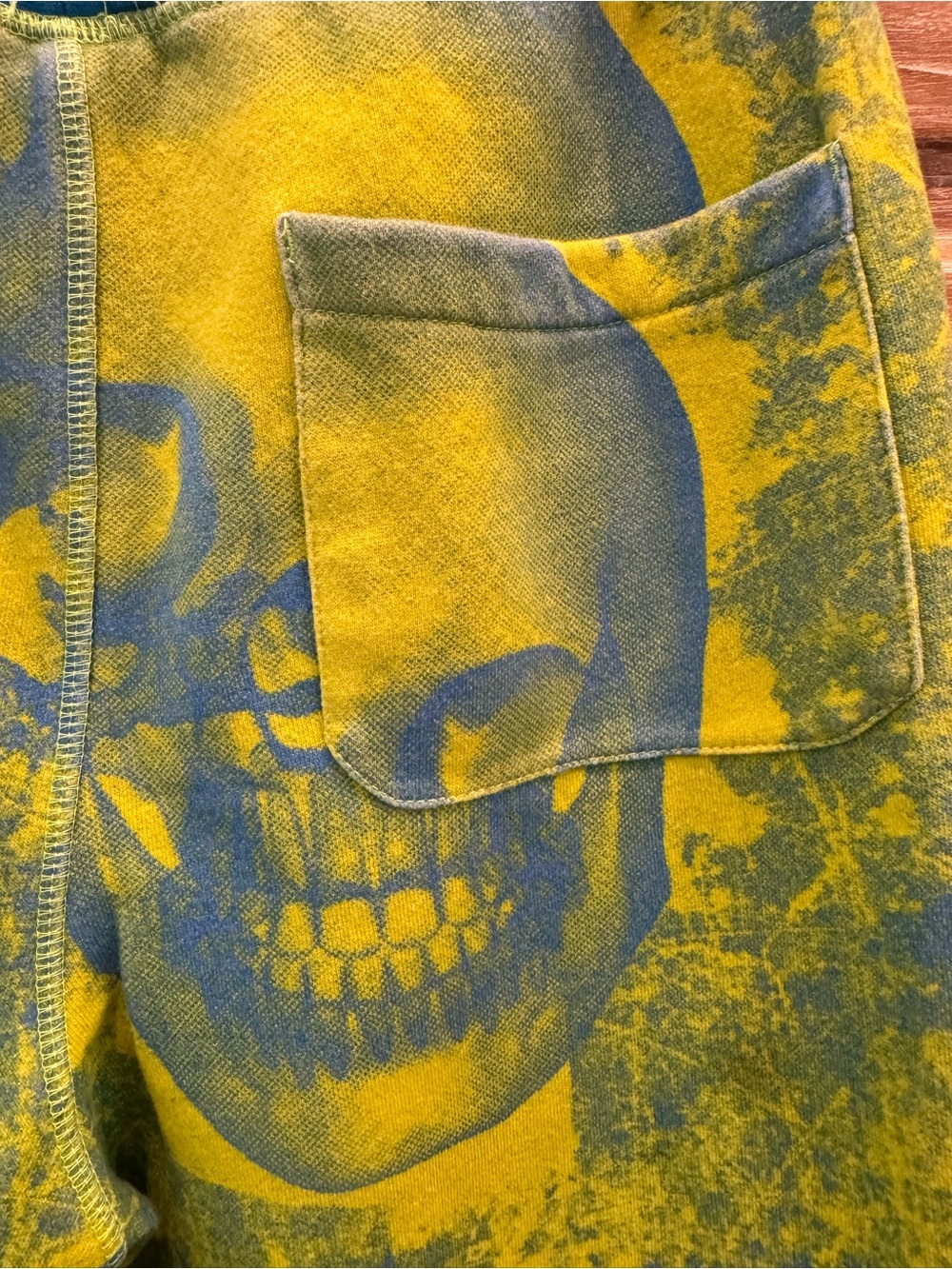 Russell Athletic Blue and Yellow Skull Print Sweatpants Drawstring Cropped - Picture 5 of 8
